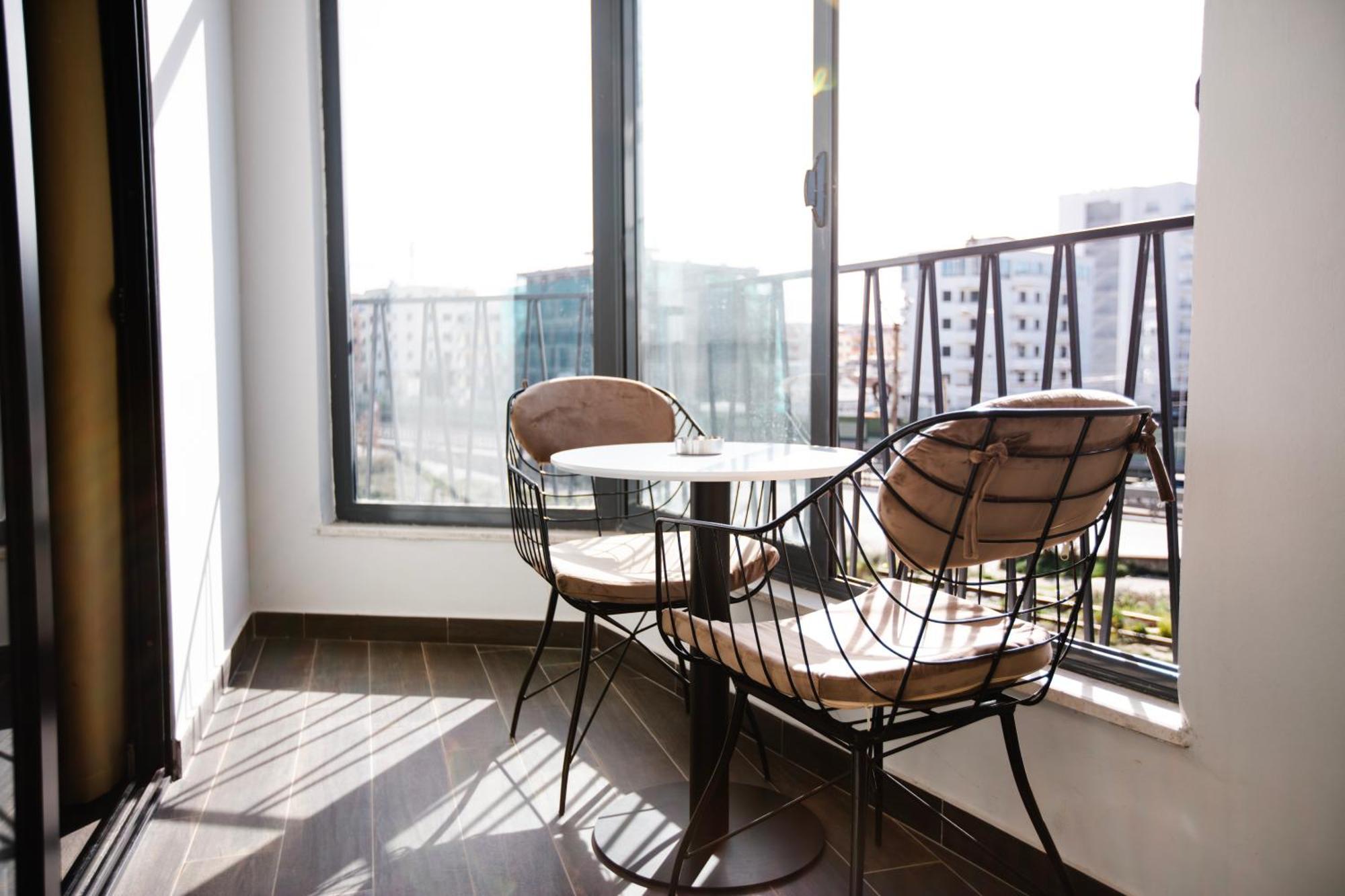 Andor Luxury Hotel & Duplex Kryemëdhej Εξωτερικό φωτογραφία