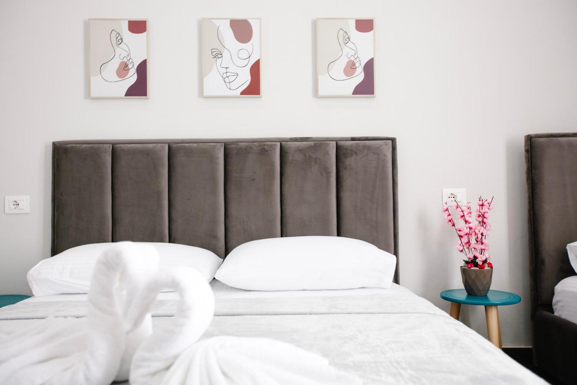 Andor Luxury Hotel & Duplex Kryemëdhej Εξωτερικό φωτογραφία