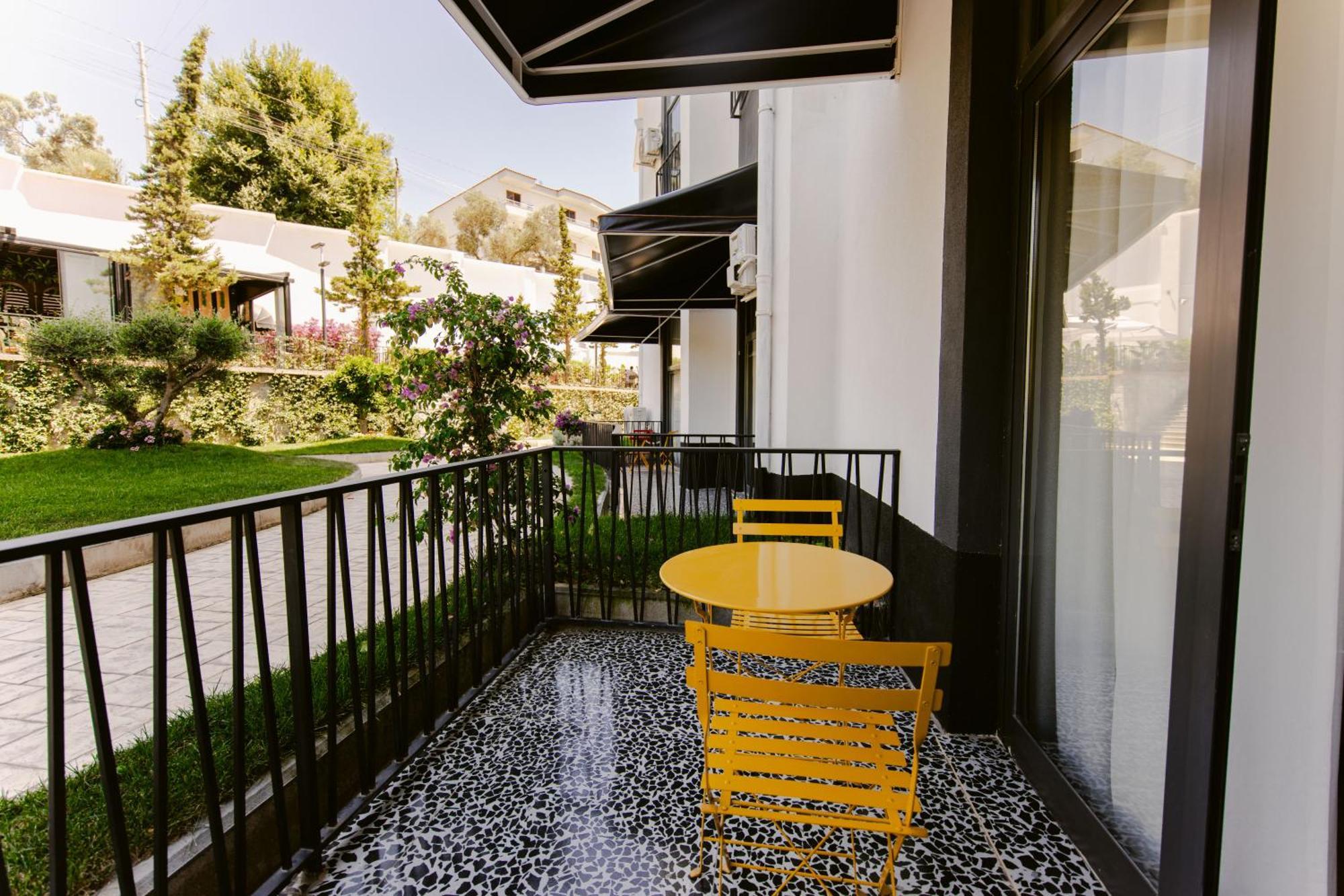 Andor Luxury Hotel & Duplex Kryemëdhej Εξωτερικό φωτογραφία